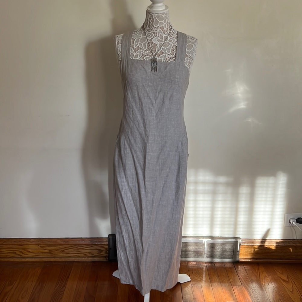 Express Women’s MIDI Dress